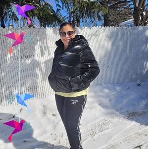 Meet your Posher, Diana